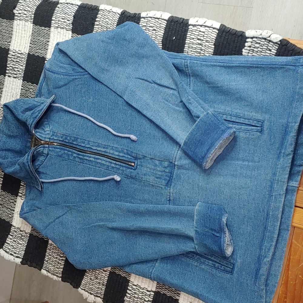 Tommy Bahama 3/4 Zip Up Pullover